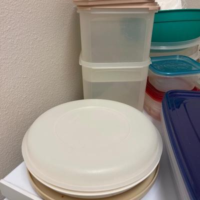 Tupperware Lot
