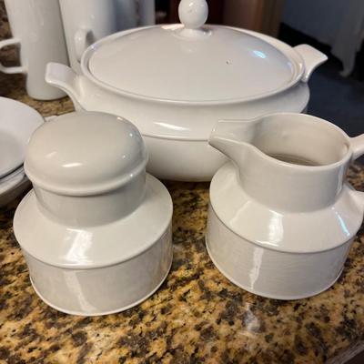 white casseroles & dishes