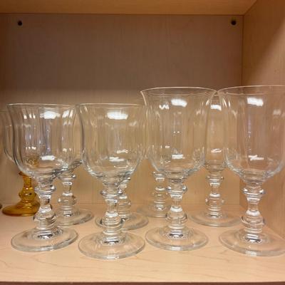 8 glasses/goblets