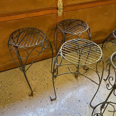 Metal Plant Stands (G-RG)