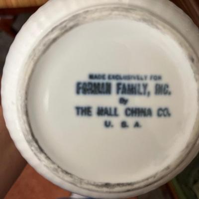 White China lot (Hall China piece)