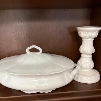 White China lot (Hall China piece)