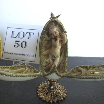 2 Real Egg Decorated Diorama With Figures Inside