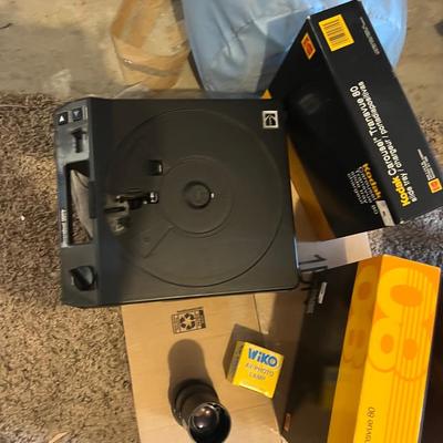 Kodak slide projector with attachments and Karrie case