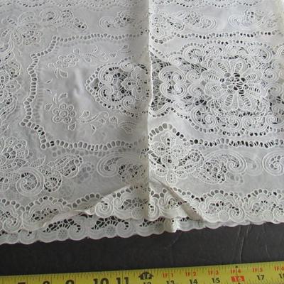 Lot of Old Plastic Lacy Look Table Runners and Doilies