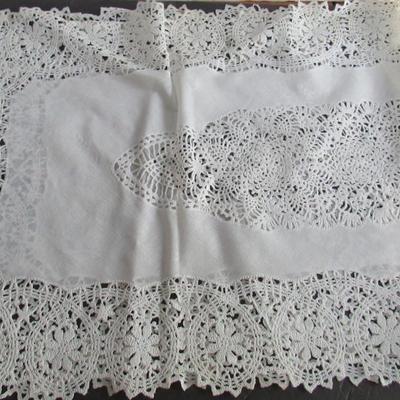 Lot of Old Plastic Lacy Look Table Runners and Doilies