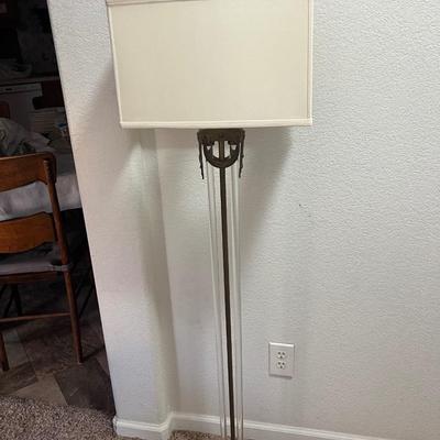 Beautiful office lamp square lampshade three settings
