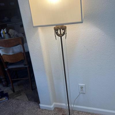 Beautiful office lamp square lampshade three settings