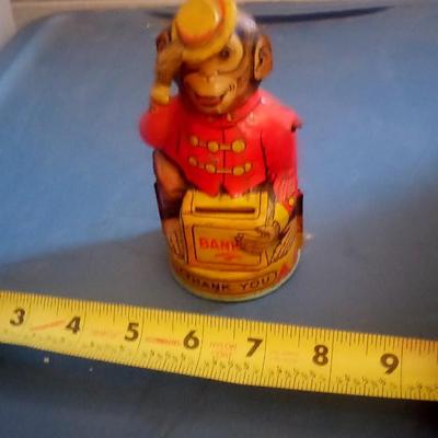LOT 144 EARLY TIN LITHO TOY BANK