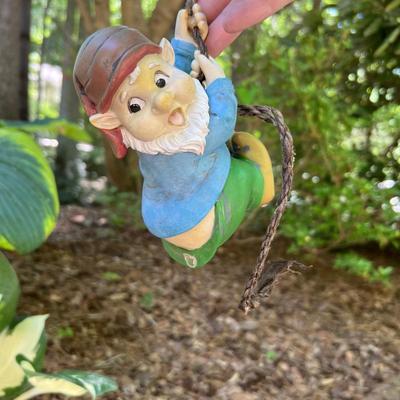 Garden Gnomes (G-RG)