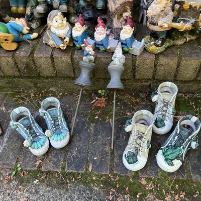 Garden Gnomes (G-RG)