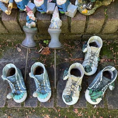 Garden Gnomes (G-RG)