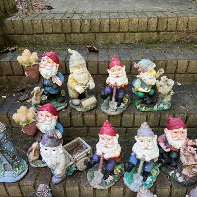 Garden Gnomes (G-RG)