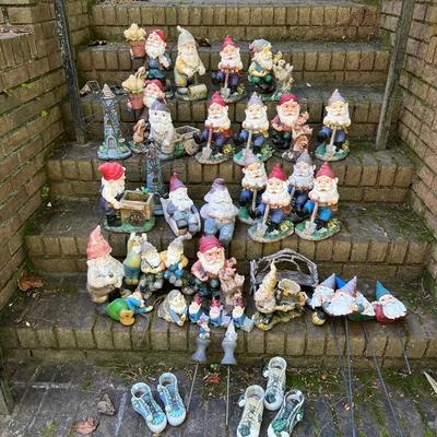 Garden Gnomes (G-RG)