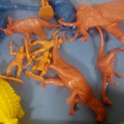 LOT 148 MARX PREHISTORIC PLAYSET