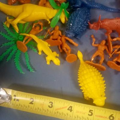 LOT 148 MARX PREHISTORIC PLAYSET