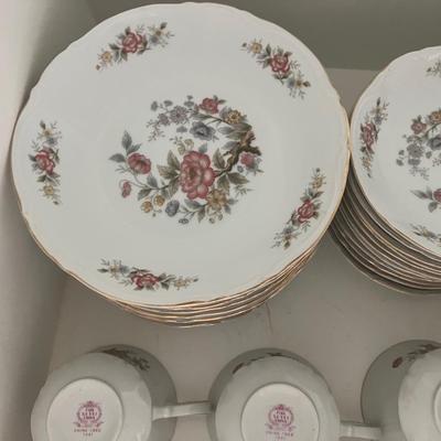 79pc Dining Set Fine Seyei China “China Tree” 7001