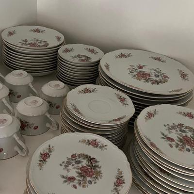 79pc Dining Set Fine Seyei China “China Tree” 7001