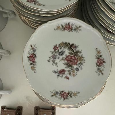 79pc Dining Set Fine Seyei China “China Tree” 7001
