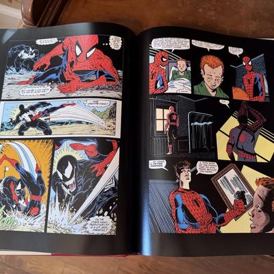 Marvel- The Characters and Their Universe (hardcover)