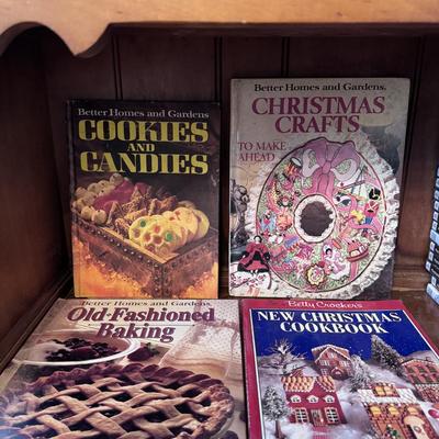 Holiday Baking/Craft Book Lot