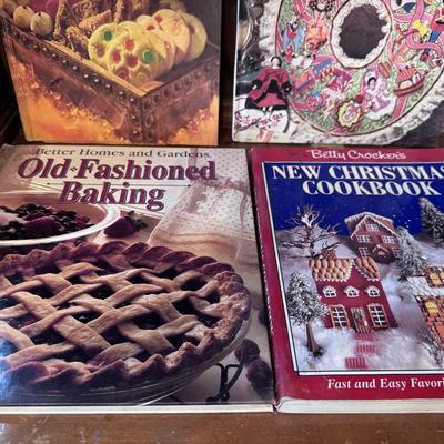 Holiday Baking/Craft Book Lot