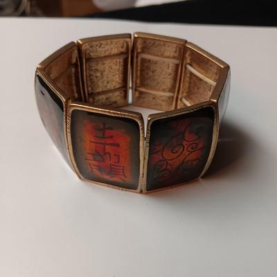ENAMELED BRACELET AND 2 SCARF RINGS
