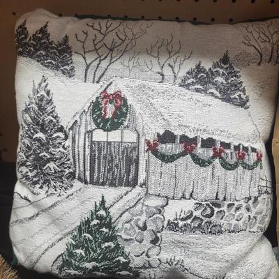 REINDEER CANDLE HOLDER CENTERPIECE, FUR COVERED SANTA AND MANY BOWS