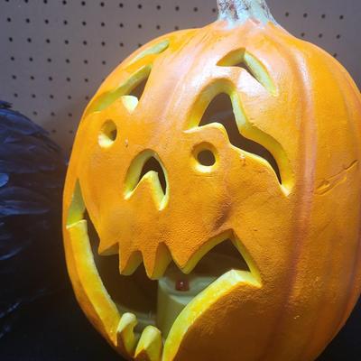 HALLOWEEN DECOR