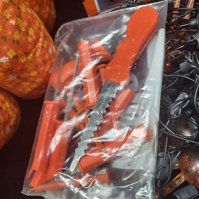 HALLOWEEN DECORATIONS