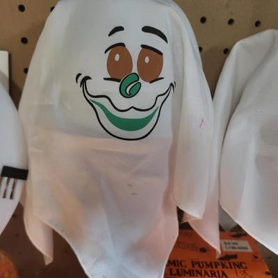 HALLOWEEN DECORATIONS