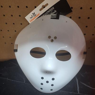 HALLOWEEN DECORATIONS