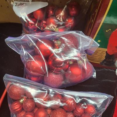 DANCING SANTA, TREE TOPPER, ORNAMENTS AND GIFT BOXES