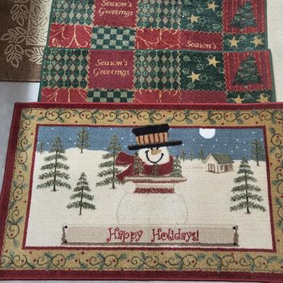 HOLIDAY ACCENT RUGS