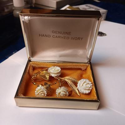 MATCHING BROOCHES AND CLIP ON EARRINGS