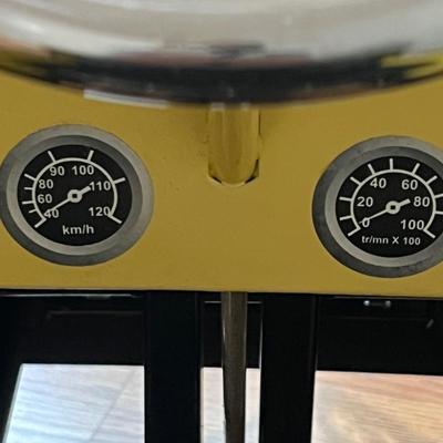 Bumble Bee ~ Metal Train Petal Car