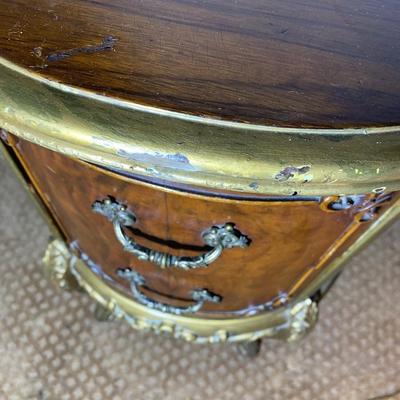 SIX Piece Bedroom Set Vanity Dresser Chest of Drawers Bed & Nightstand