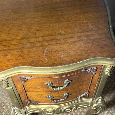 SIX Piece Bedroom Set Vanity Dresser Chest of Drawers Bed & Nightstand