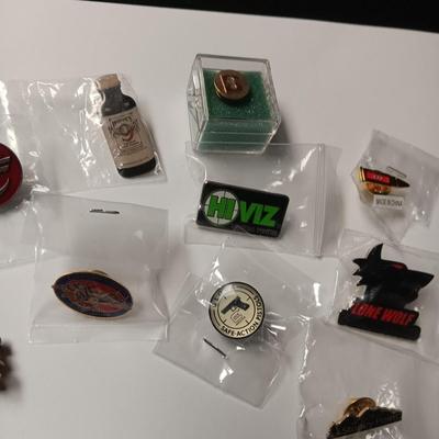 FIREARMS ADVERTISING & OTHER PINS