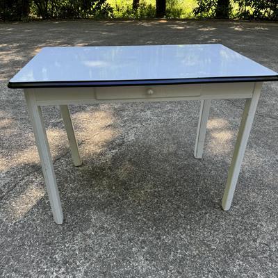 Benjamin Crysteel Stainless Enamel Top Table (G-TF)