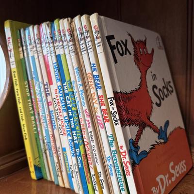 Dr. Seuss Books Lot