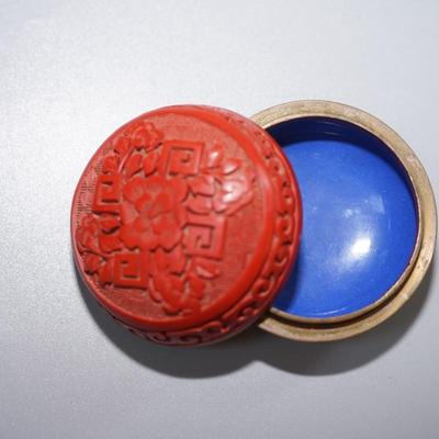 GROUPING OF ASIAN STYLE DECORATIVE. TO INCLUDE CINNABAR BOX., SOAPSTONE CARVED FIGURE