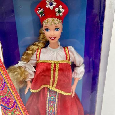 Barbie Dolls of the World Collection Russian BarbieSpecial Edition 1996