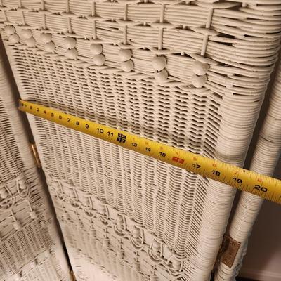 Room Full of Wicker Furniture 14 pieces