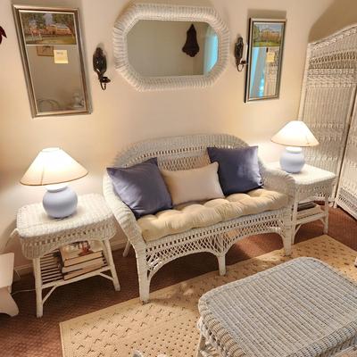 Room Full of Wicker Furniture 14 pieces