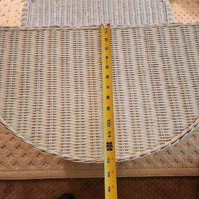 Room Full of Wicker Furniture 14 pieces