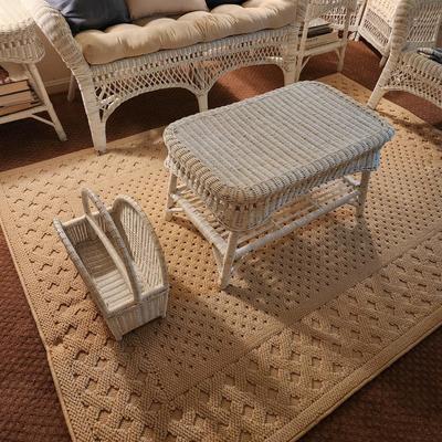 Room Full of Wicker Furniture 14 pieces