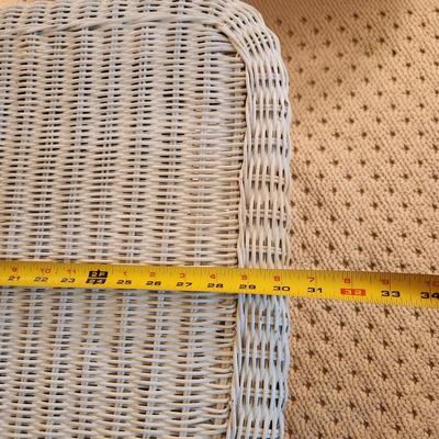 Room Full of Wicker Furniture 14 pieces