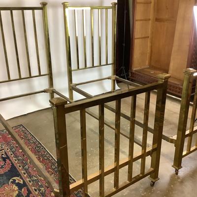 1155 Pair of Early 20th Century Simmons Manufacturing Co. Brass Beds