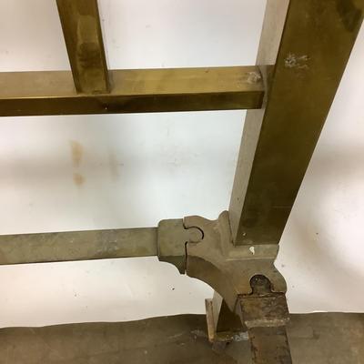 1155 Pair of Early 20th Century Simmons Manufacturing Co. Brass Beds